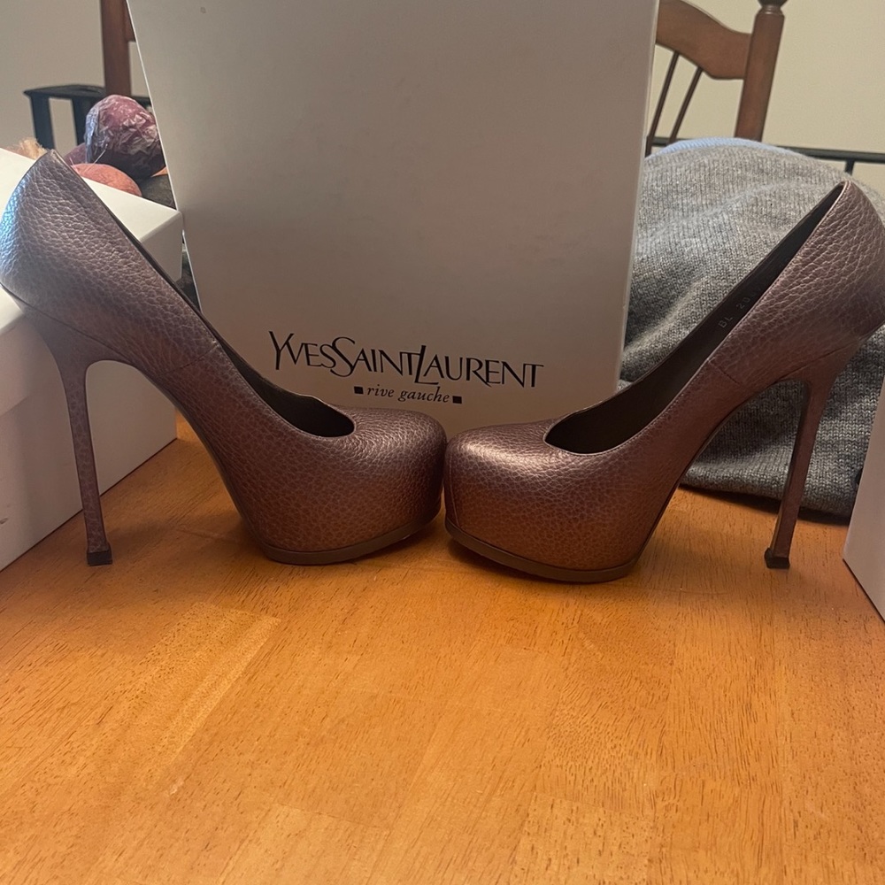 Ysl pump - Picture 5 of 10